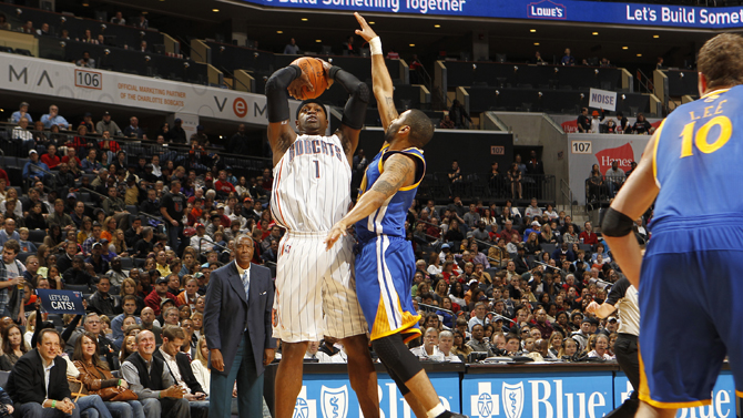 他已经在联 他已经在联