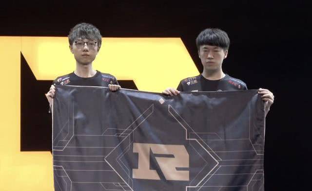 证明X策元 证明X策元